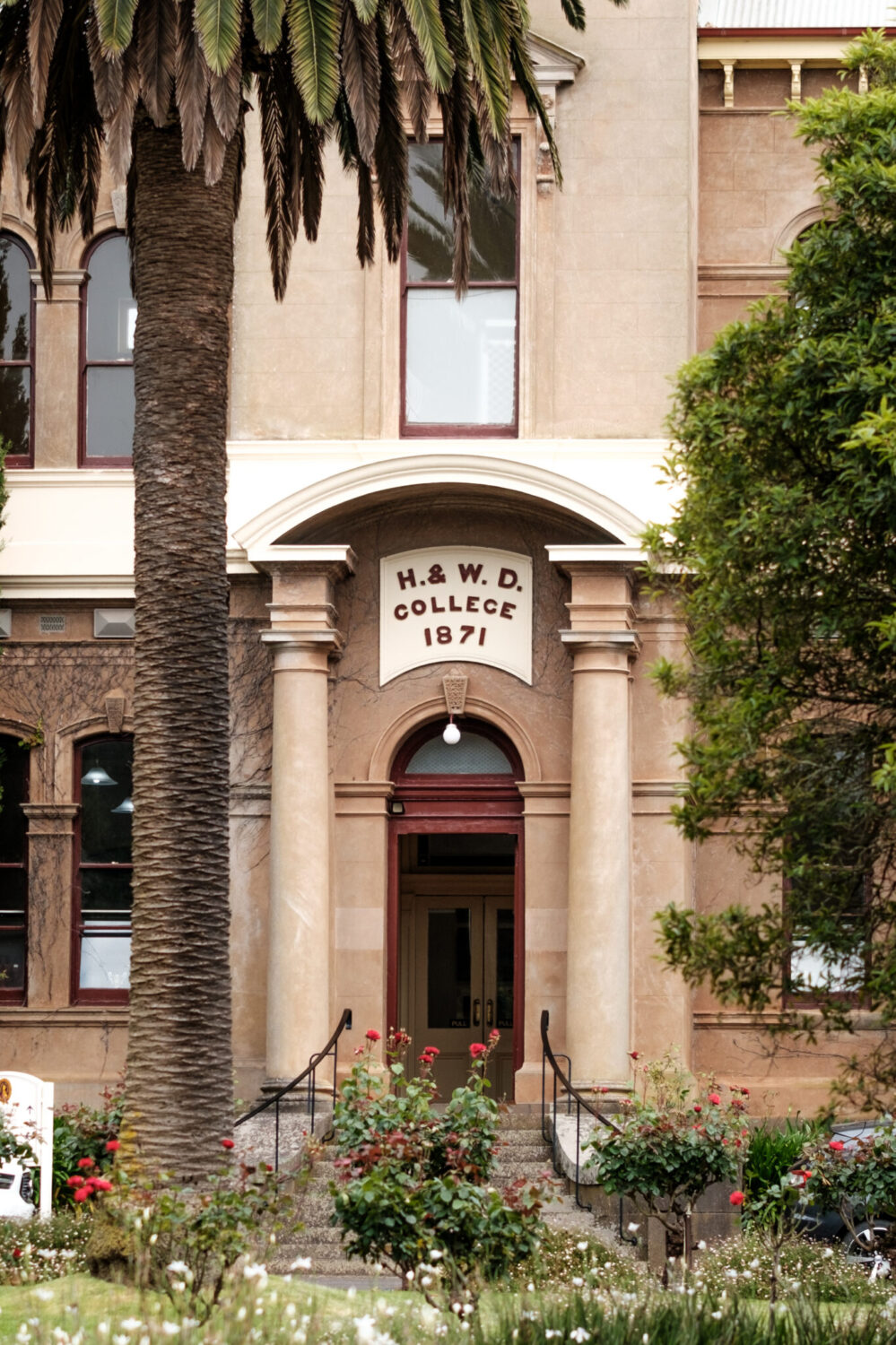 Hamilton-and-Alexandra-College-by-WE-MET-IN-JUNE-366